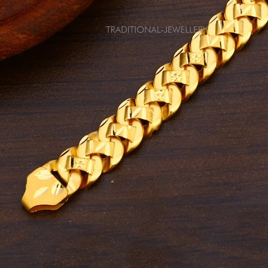 22 K Hamdmade Gold Bracelet, 32.64 G