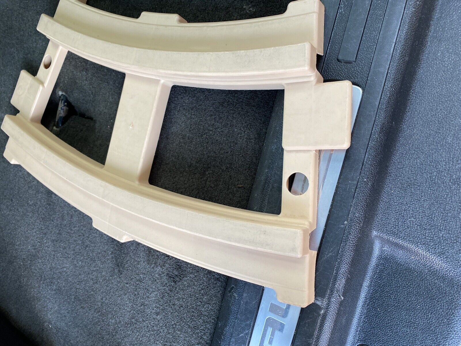 Picture 3 of 6