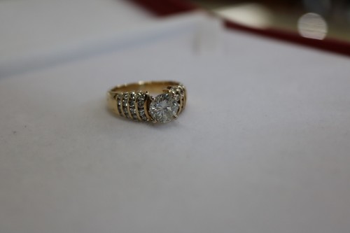14k gold diamond ring - Picture 5 of 10