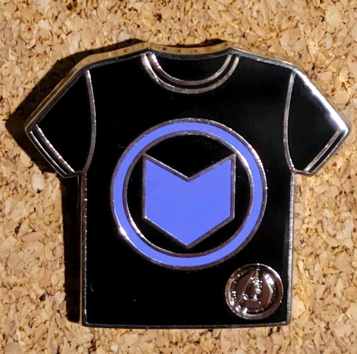 Disney Pins WDW Hidden Mickey Marvel Hawkeye T-Shirt Pin 2024