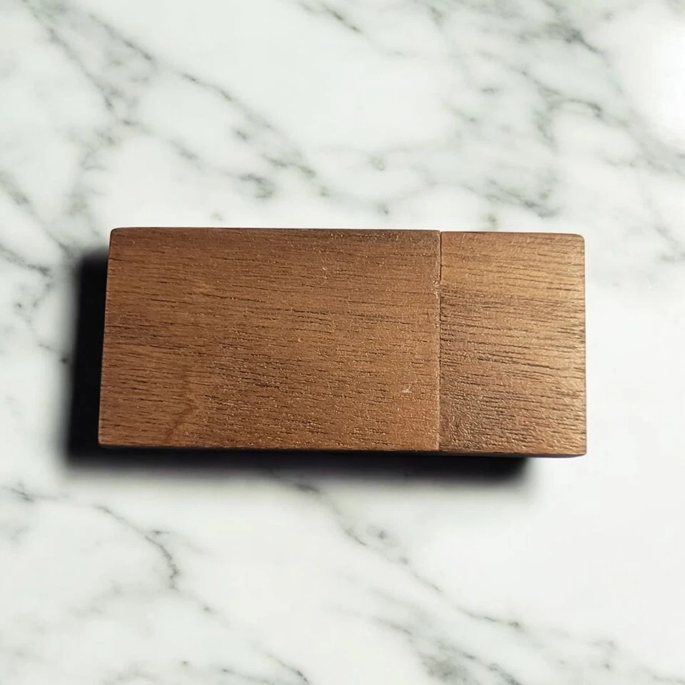 Wood Enclosed USB 3.0 Flash Drive Memory Stick Thumb 14Gb W Cap - Image 3 of 4