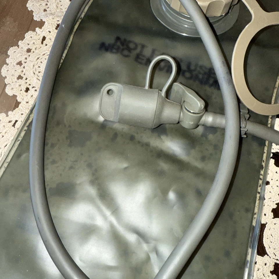 HYDRAMAX чулочно-носочный гидратационный резервуар мочевой пузырь рюкзак туристическая вода 100 унций новый без ценников - Изображение 3 из 4