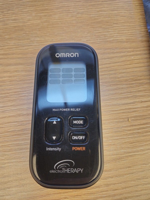 Omron Max Power Relief Tens Therapy Pain Relief Unit Only Tested PM500 (5008)