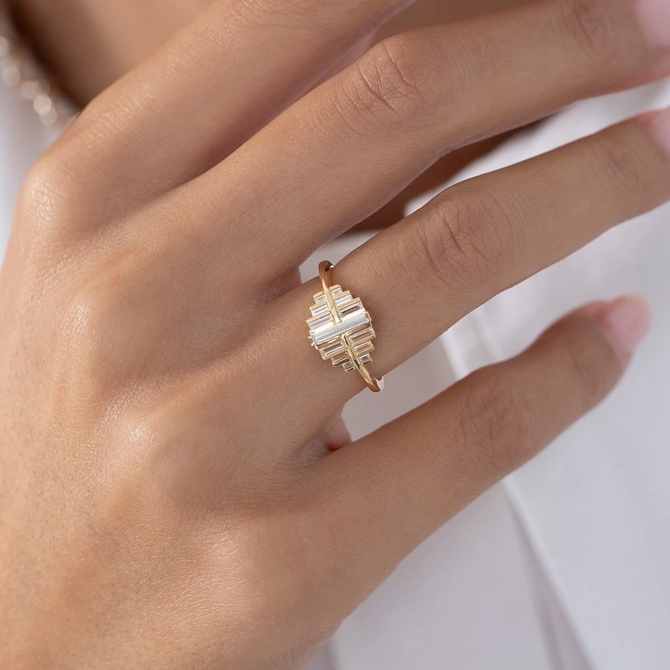 2.00Ct Baguette Cut Lab Grown Diamond Wedding Engagement Ring 10k Yellow Gold - Image 3 of 4