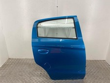 Porte arrière et accessoires Mitsubishi SPACE STAR