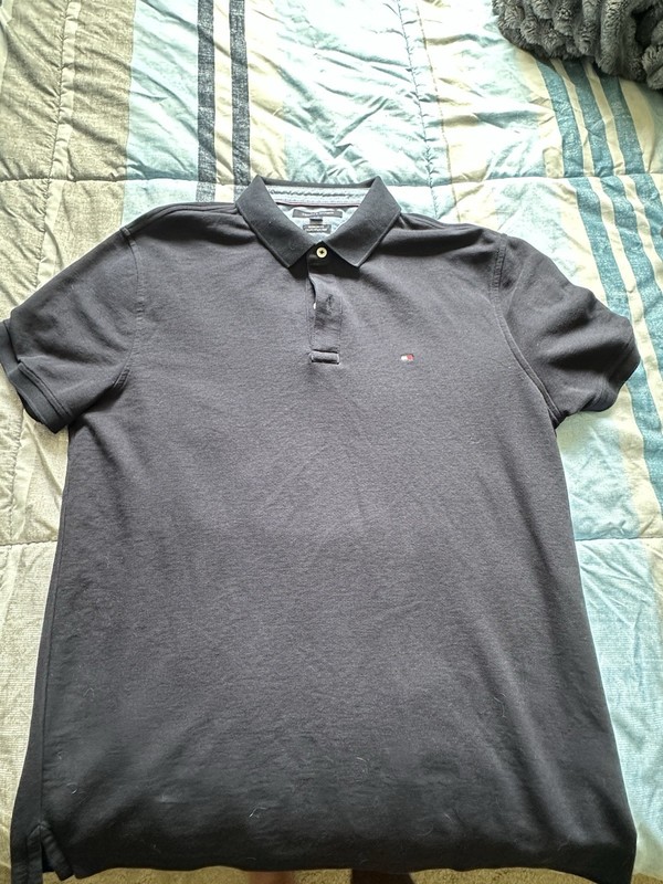 Tommy Hilfiger Men’s Polo Shirt L Gray Solid Short Sleeve Button Logo