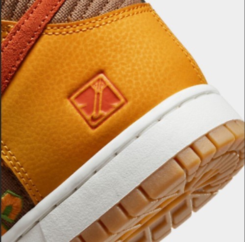 Nike Dunk High Somos Familia 