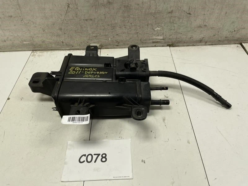 Chevrolet Equinox LT 2011 bote de vapor de combustible OEM+ Foto 2 de 4