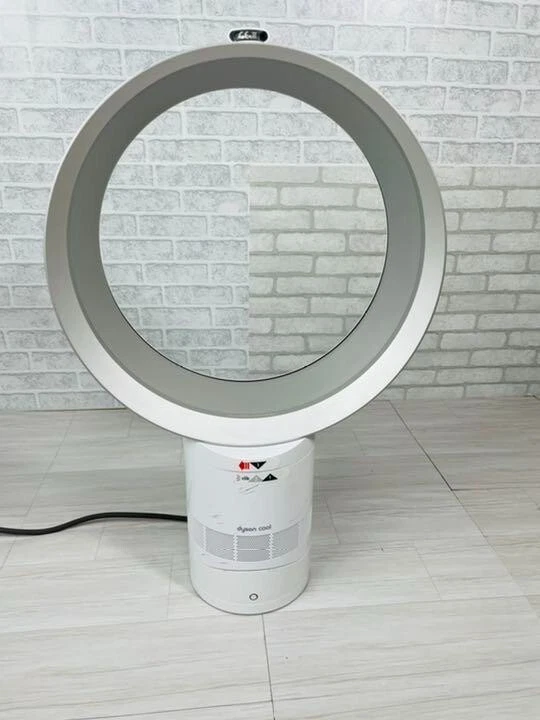 Dyson Cool Powerful Airflow Desk table Fan AM06 remote white Air