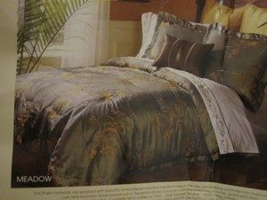 New Raymond Waites 4 Pc Queen Comforter Bedding Set Meadow