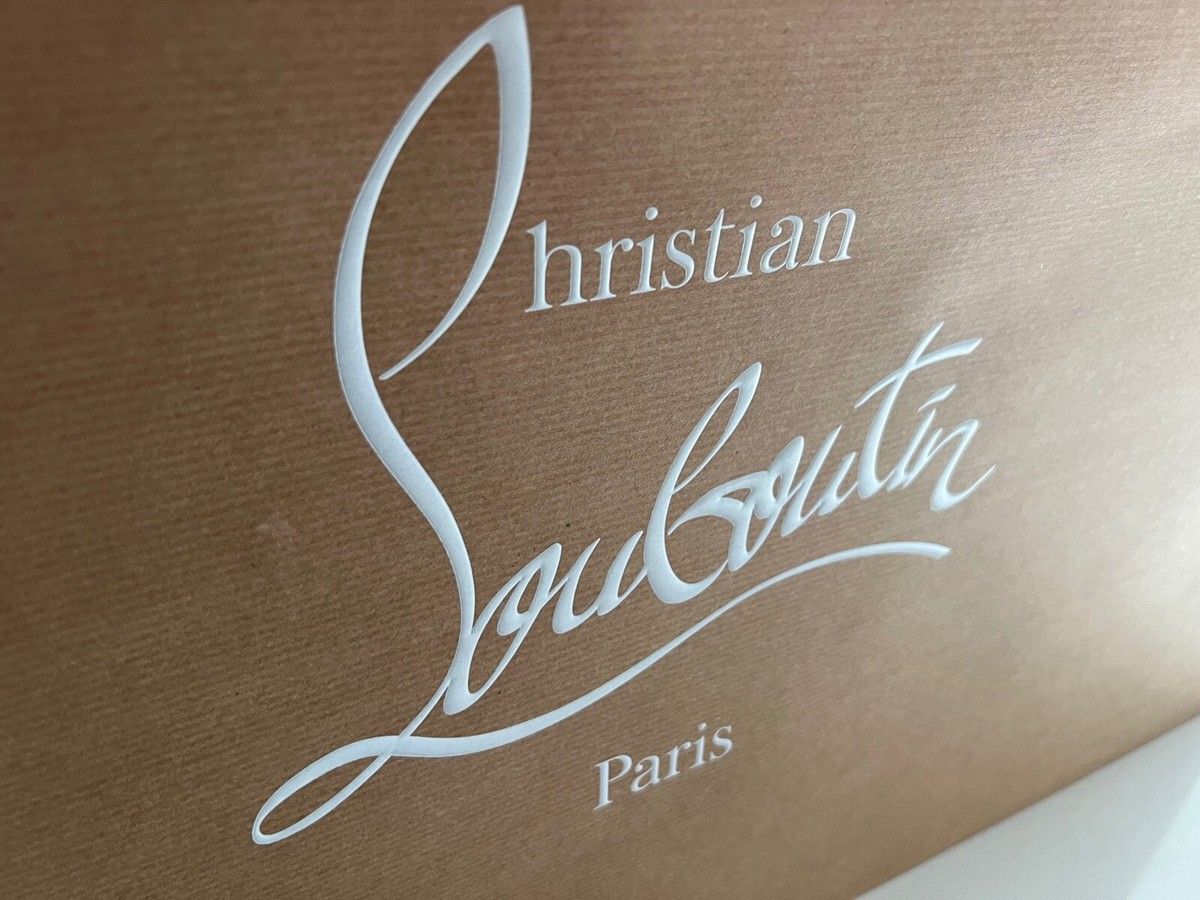 【Christian Louboutin】 ロゴ プレート バスケットバッグ Cabata - Tote bag - Alligator embossed calf leather and