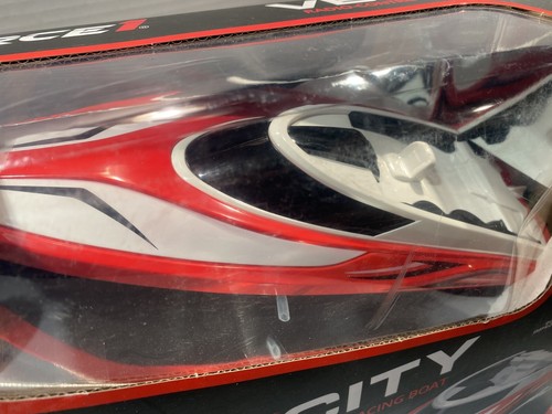 New & Sealed Force1 Radio Control Full Function Speed Boat for Pools Lakes 20mph - Picture 5 of 6