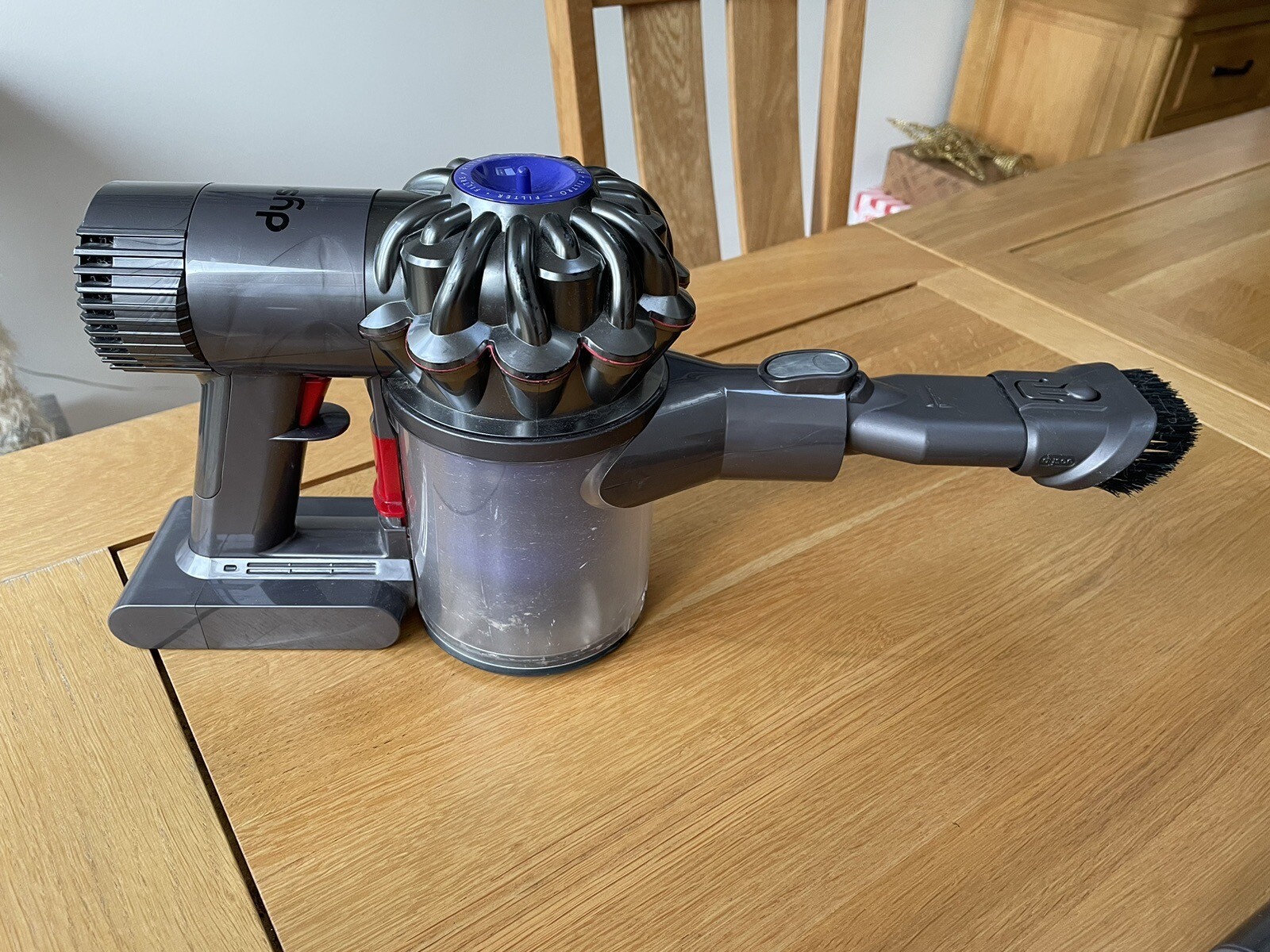 Dyson V6 Cordless Stick Vacuum Cleaner 5025155021064 eBay