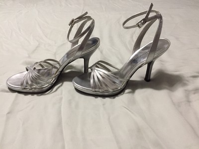 worthington silver heels