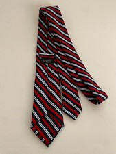 BARNEYS OF NEW YORK SILK TIE 60X3.00" NEW.ITALY.