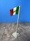 Marx vintage Alamo playset tin "1824" flag with flag pole base B