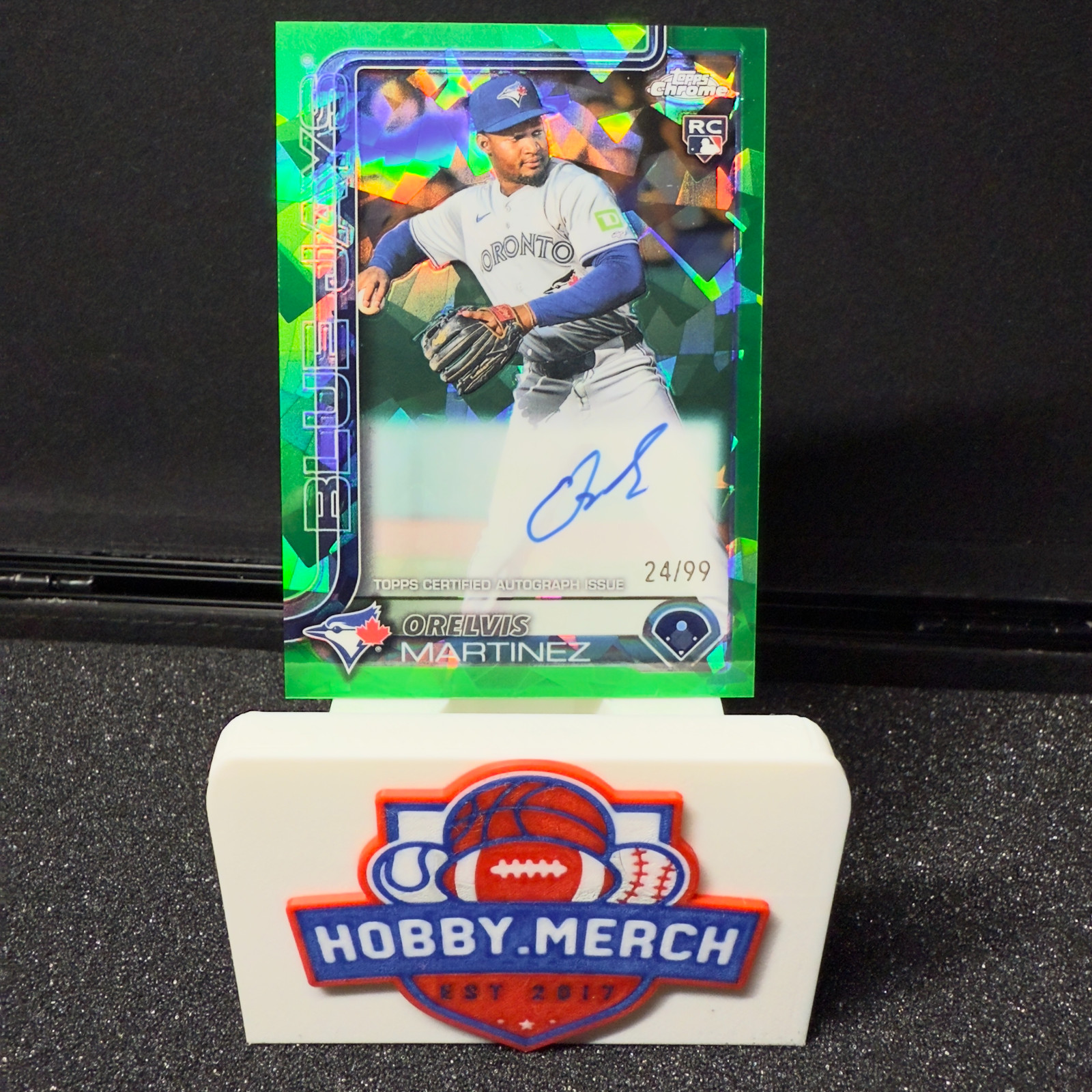 RARE 2025 Topps Chrome Green Sapphire Refractor Orelvis Martinez RC Auto /99 SSP