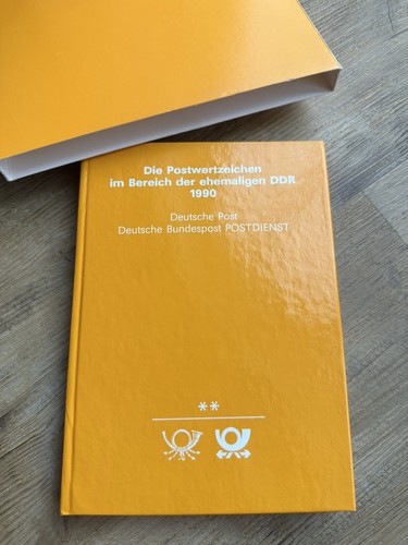 Die Postwertzeichen ehemalige DDR 1990 Original Buch - Bild 2 von 17
