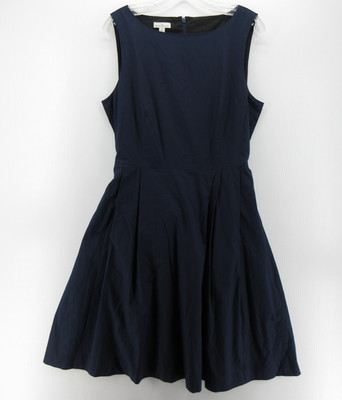 LL Bean Dress Women 12 Bue Signature Fit Flare Pleated Preppy Belted Waist Tie