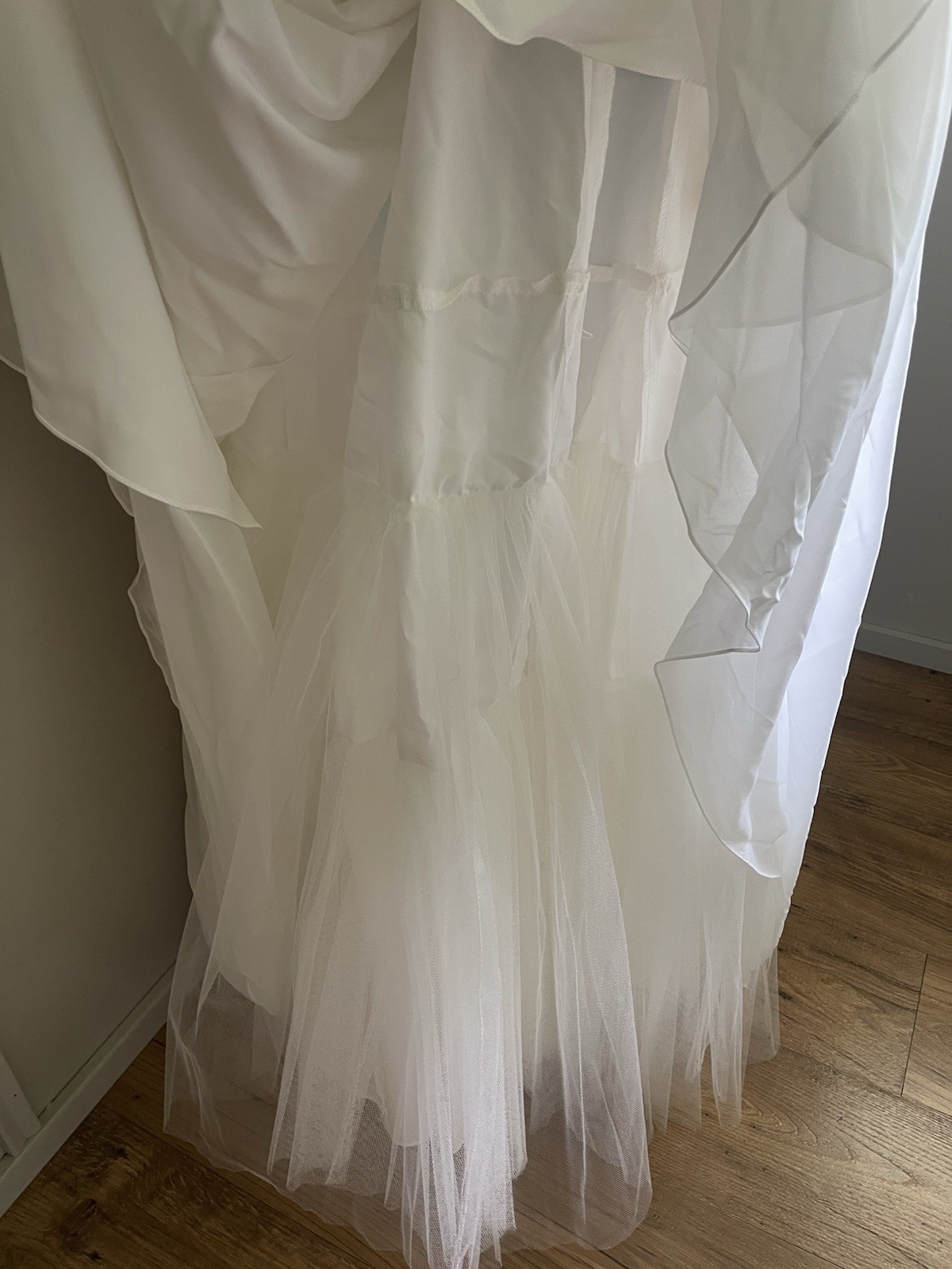 Picture 19 of 24