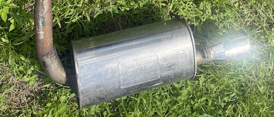 Silenciador FGK FUJITSUBO GIKEN para Honda Acura Foto 3 de 3