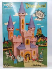 PLASTIC CITY Disneyland Castello ITALOCREMONA Costruzioni Walt Disney 36 Figure