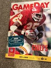 FOOTBALL PROGRAM KANSAS CITY CHIEFS OAKLAND RAIDERS 11/4 1990 CHRISTIAN OKOYE — photo 1