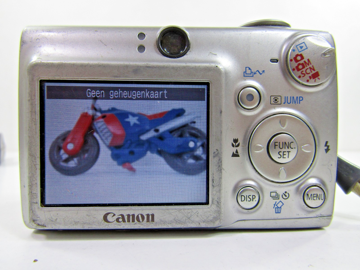 Canon Digital IXUS 700 7.1MP Digital Camera | eBay