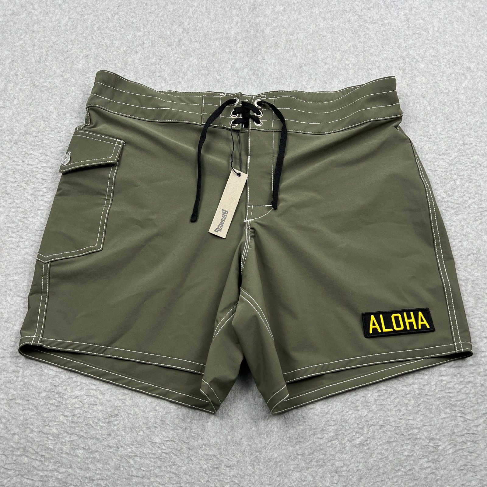 NEW Birdwell Beach Britches Board Shorts Men's 34 Green Aloha Surf Trunks 7” USA