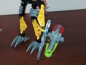 LEGO Bionicle 8696 Bitil - (2008) No Box No Instructions