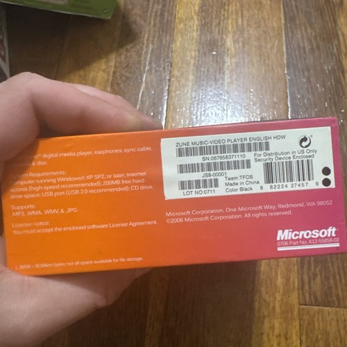 Microsoft Zune 30 Digital Media MP3 Player 30GB White/Black/Brown Good Condition - Picture 6 of 8