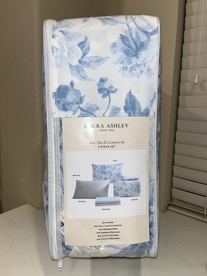 NIB 5 PIECES LAURA ASHLEY BLUE SHABBY CHIC TWIN XL SIZE COMFORTER