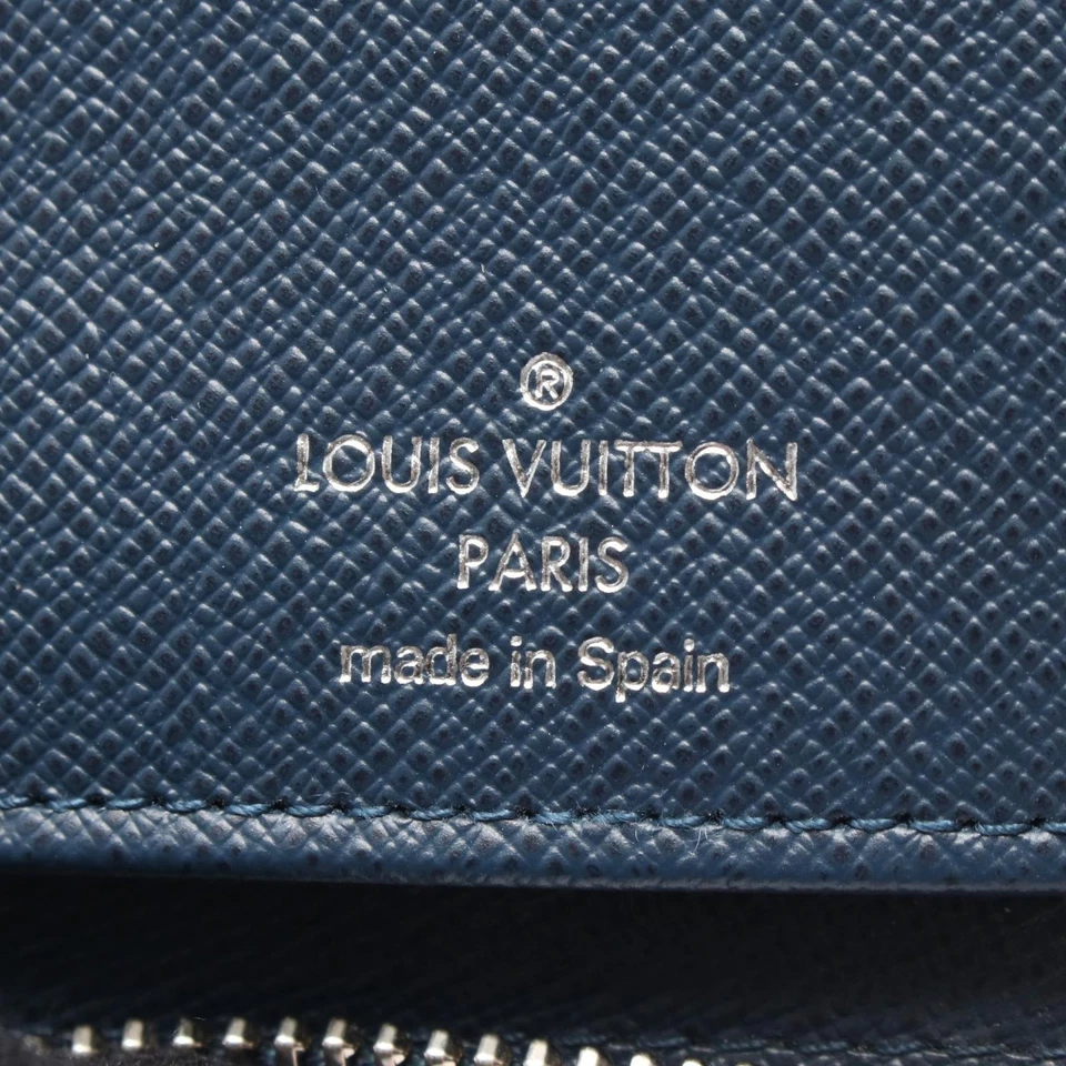 LOUIS VUITTON Zippy Wallet Vertical M30510 Taiga leather Blue Marine Used mens - Image 4 of 4