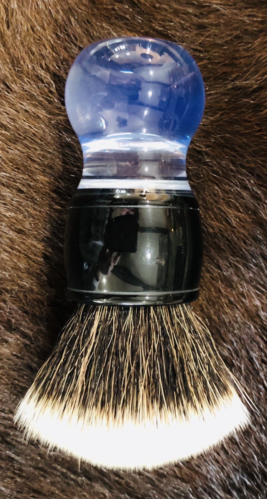 AP SHAVE CO 28MM (SCRATCH & DENT) BLACK/CLEAR/G5C SYNTH. FAN SHAVE