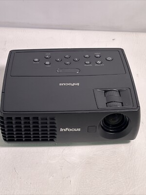 InFocus IN1110 DLP Projector - 957 Lamp hours