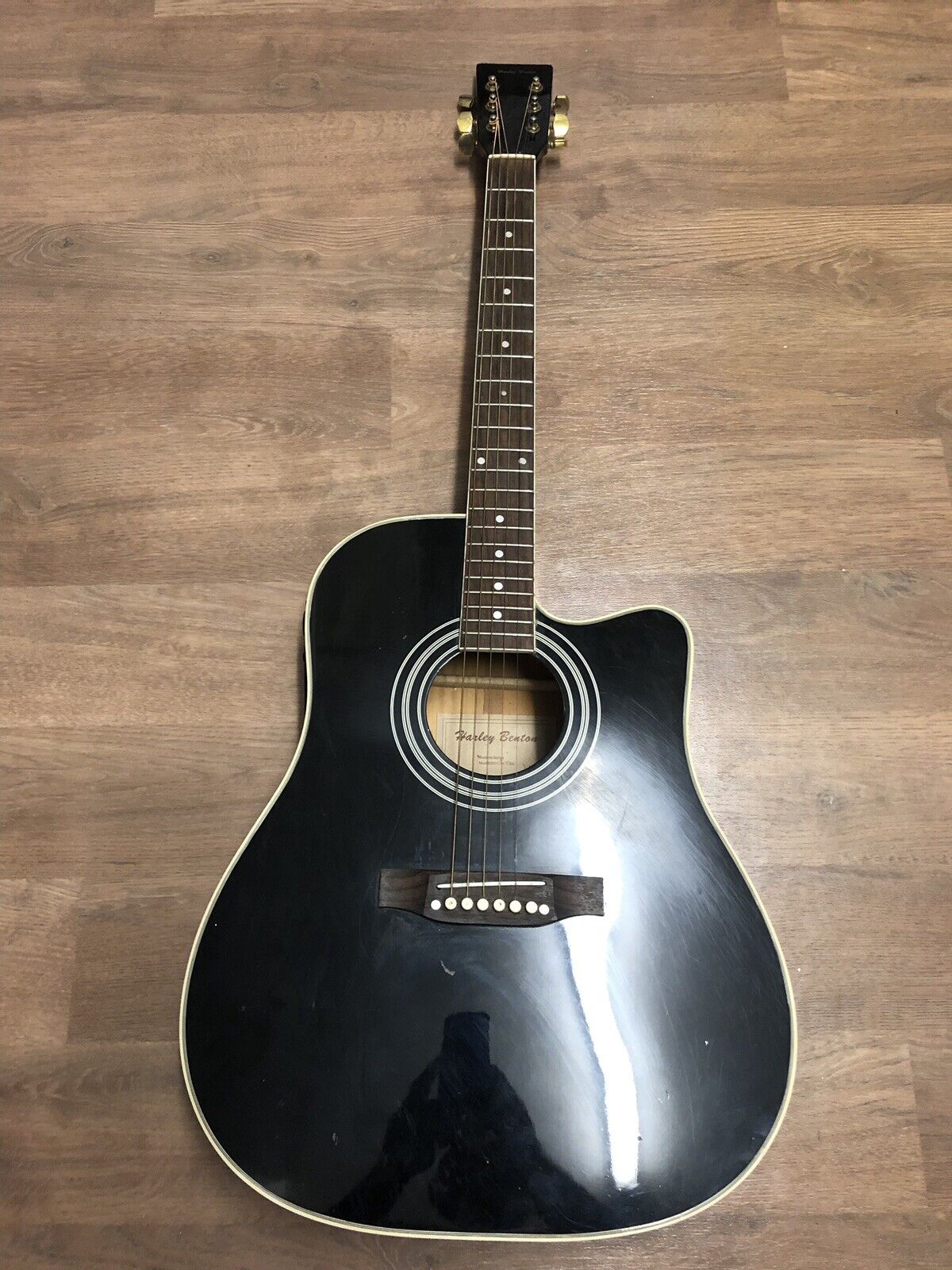 Harley Benton Guitar