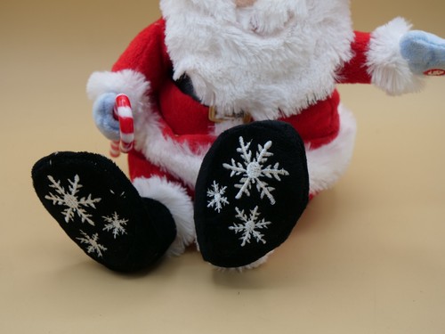 "Papá Noel de felpa grande - canta - brazos y piernas se mueven - botón pulsador 11 X 7""" - Imagen 3 de 5