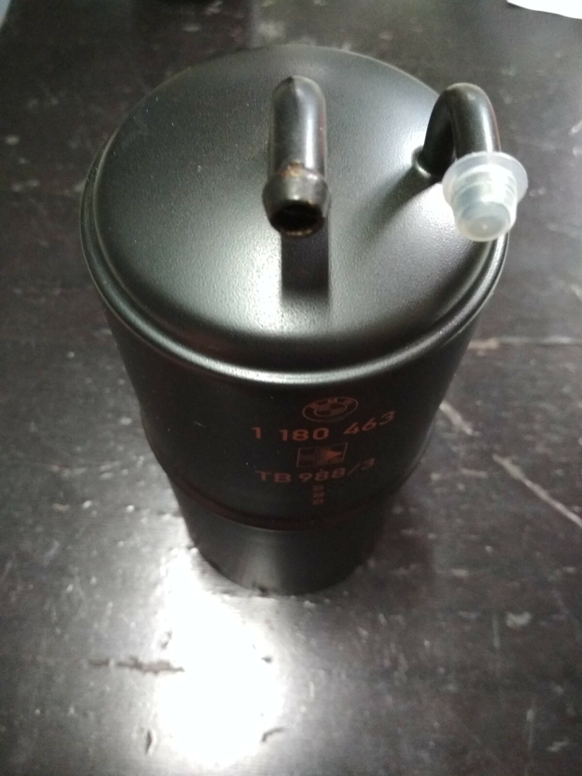 BMW E30E34E32E36E28E24 activated charcoal canister NEW GENUINE