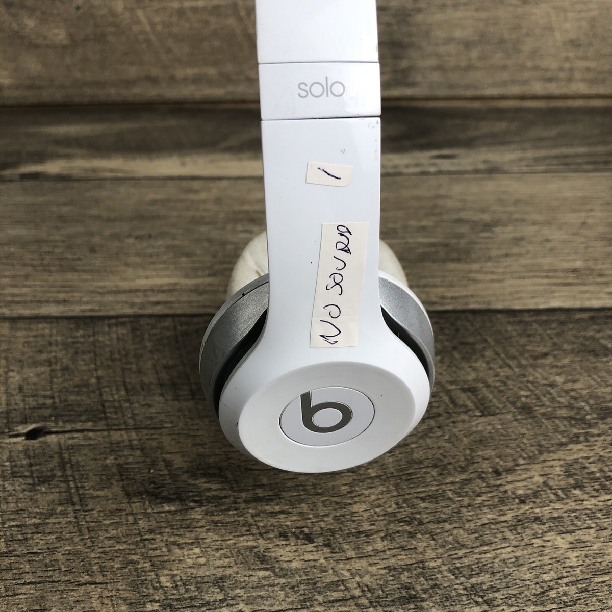 Beats by Dr. Dre Solo2 Over the Ear Headphones Wired- White Grade