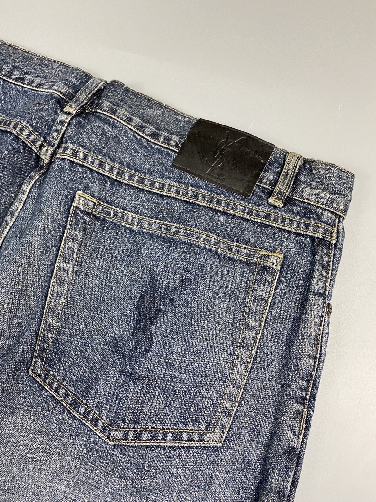 Jeans uomo Yves Saint Laurent 34x30 blu Ysl logo grande