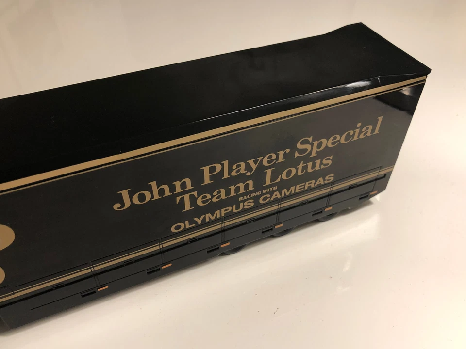 IXO TTR002 Volvo F12 JPS Racing Transporter 1981 1/43 #NEW - Image 3 of 4