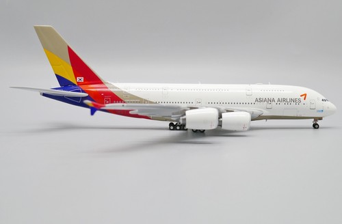 Asiana A380 Reg: HL7641 JC Wings Scale 1:400 Diecast model XX40052 (E) - Picture 3 of 12