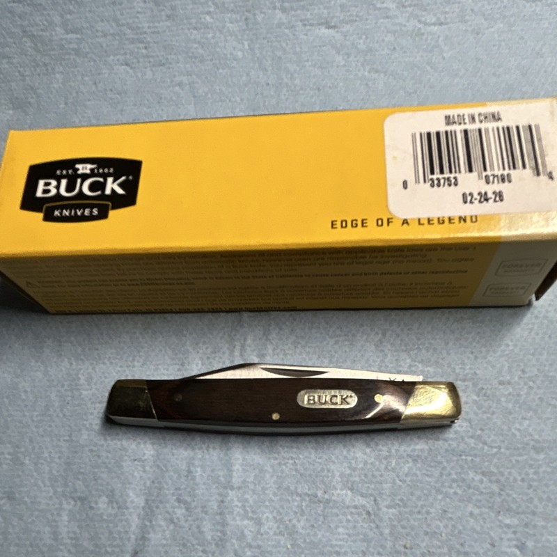Buck Solo 0379BRS-B 5717 Manual Clip Point Pocketknife Lockback SS Wood