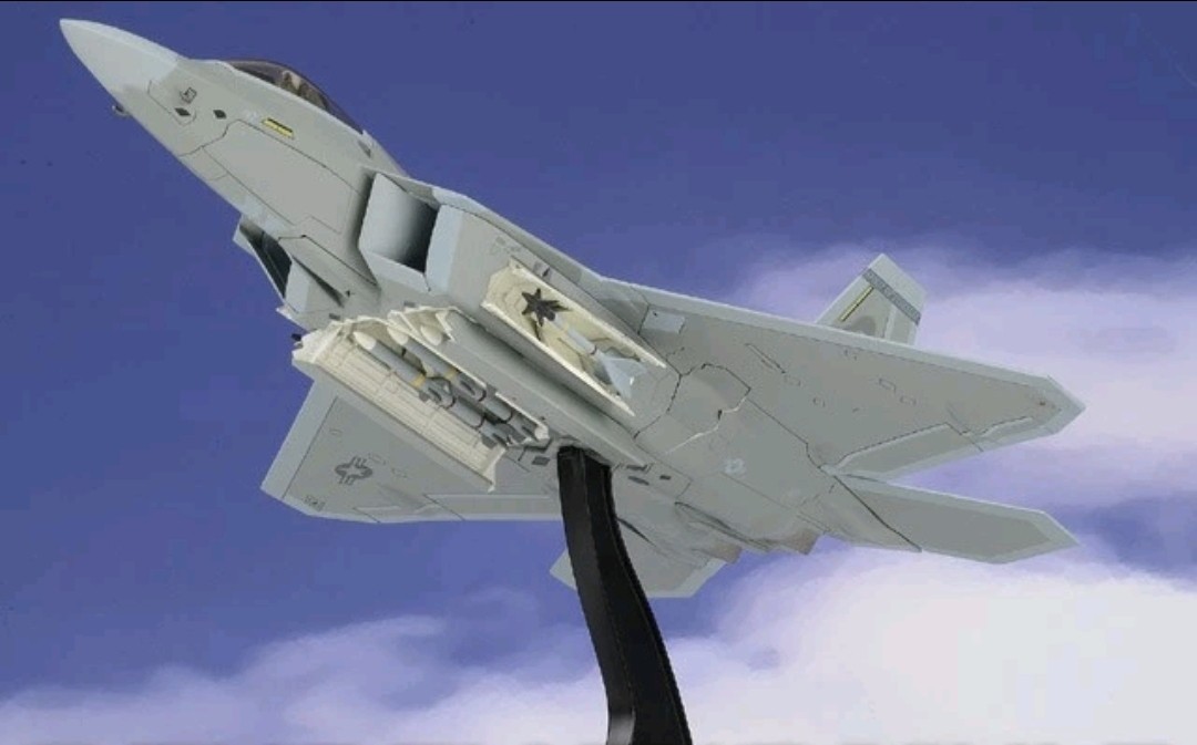 HOBBY MASTER 1:72 scale LOCKHEED F-22 RAPTOR, 477th FG, ELMENDORF