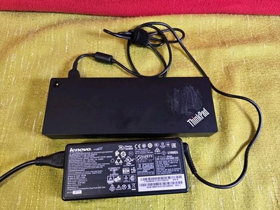 Lenovo ThinkPad Thunderbolt 3 Dock mit Strom Adapter ,USBC Okay Lesen #S