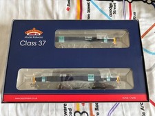 BNIB Bachmann 32-381U Class 37/5 DRS Twin Pack 37510 & 37688 (Kingmoor TMD)