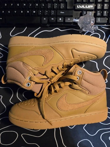 Scarpe stivali Nike Court Borough Mid BQ5440 700 marrone grano taglia 5 5 giovani Eur 38