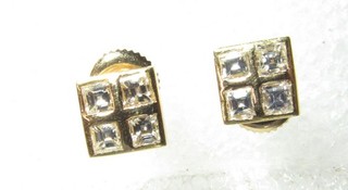 SOLID 14K GOLD SQUARE EARRINGS WITH FRENCH CUT NATURAL DIAMONDS