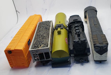 Railroad Cars Lot Of 5 For Parts or Repair Mixed Brands As Is 3