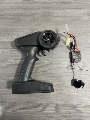 Flytec V009 ESC/Regler + Funke + Kunststoff Servo   NEU (ausgebaut) RC Boot